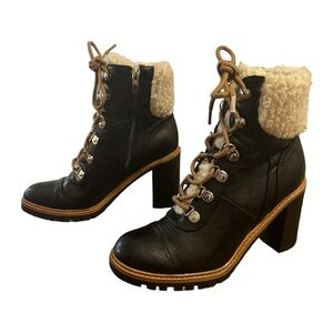 NINE WEST Women’s Size US 6.5 Black Lace Up Booties with Shearling Lining
